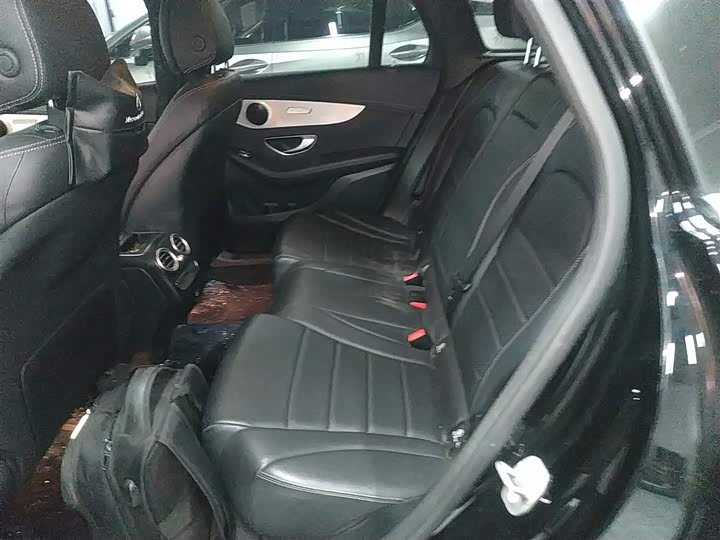 Фото 17 - Mercedes-Benz GLC-Class