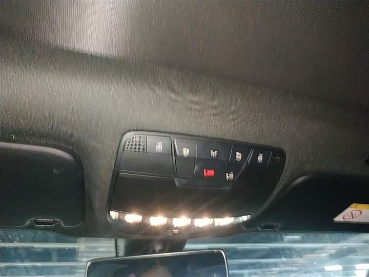 Фото 18 - Mercedes-Benz GLC-Class