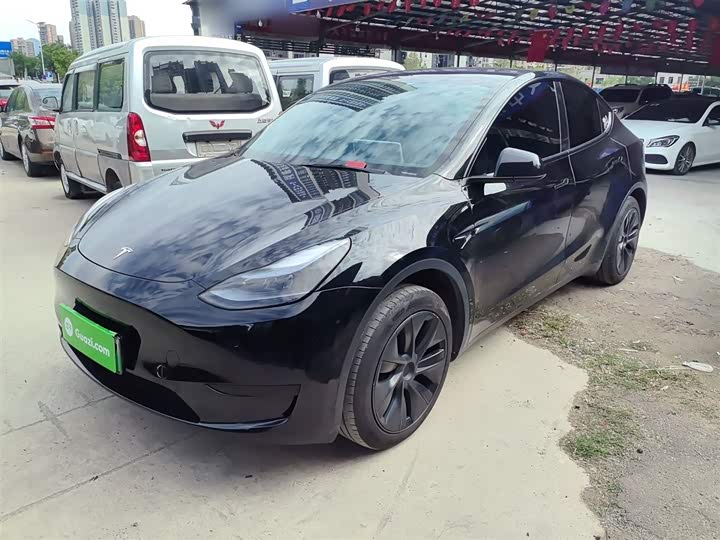 Фото 2 - Tesla Model Y