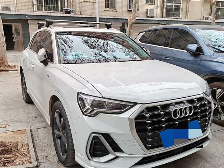 Фото 2 - Audi Q3