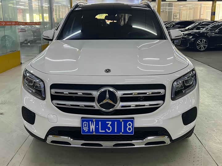 Фото 2 - Mercedes-Benz GLB-Class