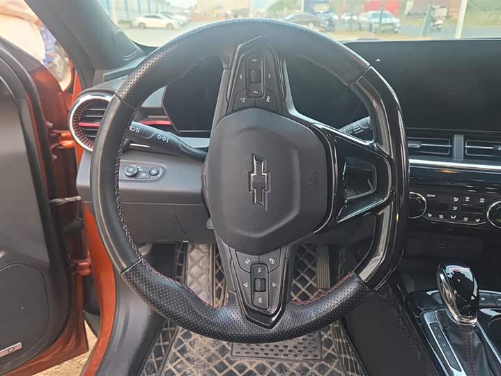 Фото 15 - Chevrolet Seeker