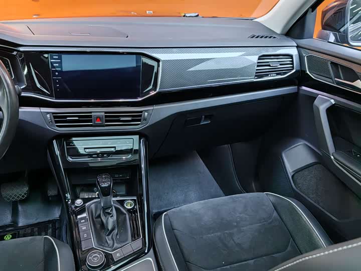 Фото 16 - Volkswagen Tayron