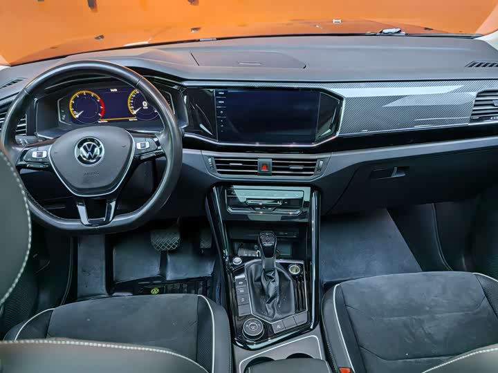 Фото 17 - Volkswagen Tayron