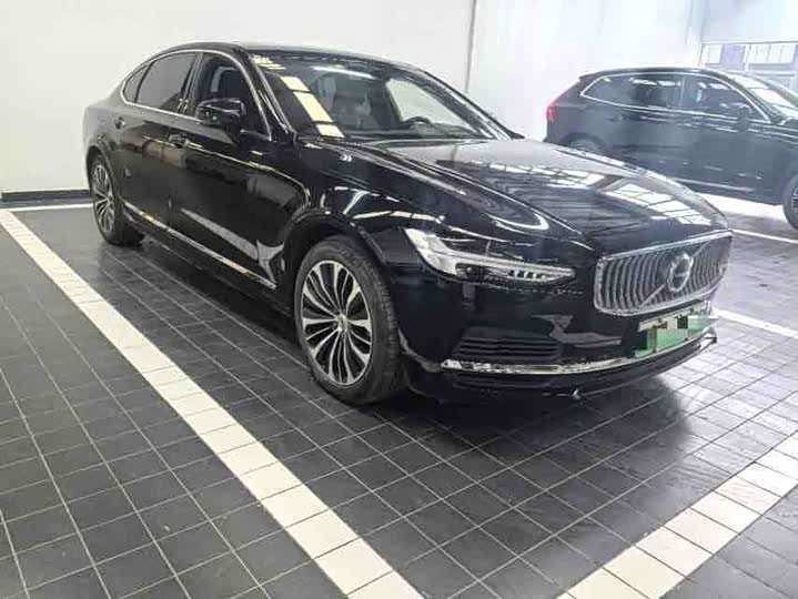 Фото 2 - Volvo S90 Hybrid