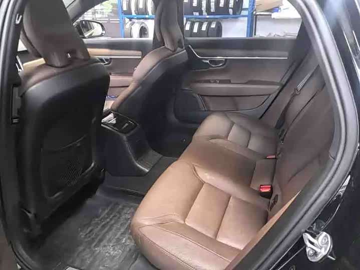 Фото 7 - Volvo S90 Hybrid