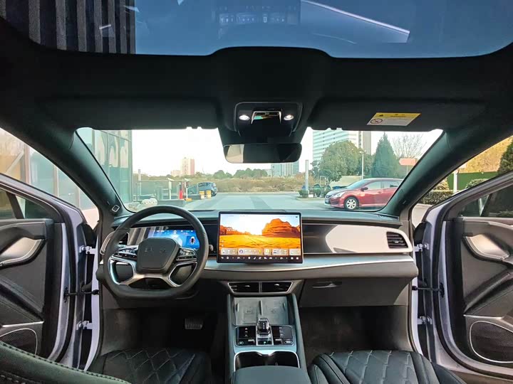 Фото 6 - BYD Sea Lion 07 EV