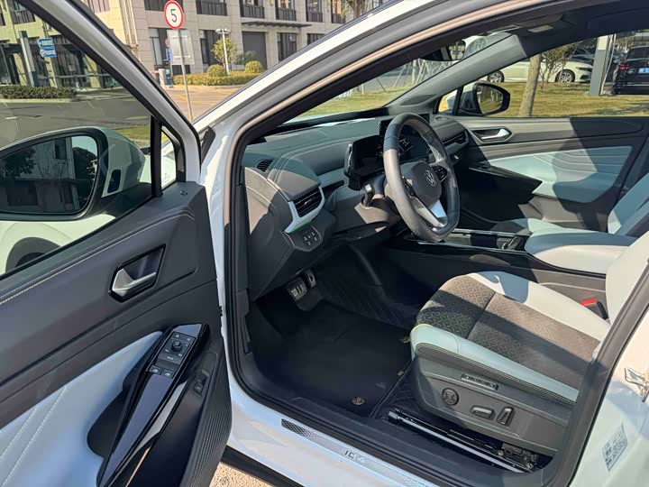 Фото 16 - Volkswagen ID.4 X