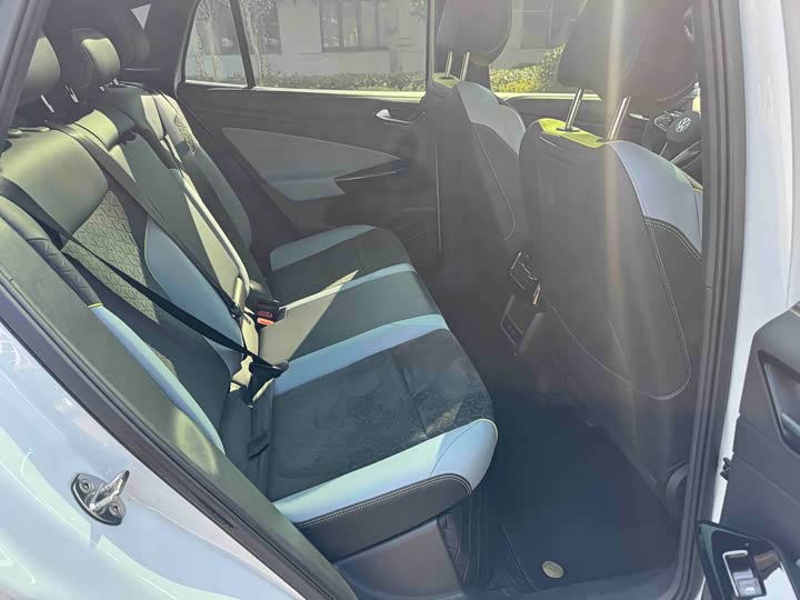 Фото 9 - Volkswagen ID.4 X