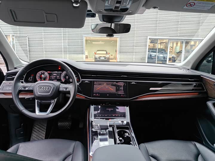 Фото 7 - Audi Q7