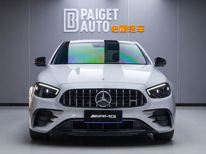 Фото 1 - Mercedes-Benz E-Class AMG