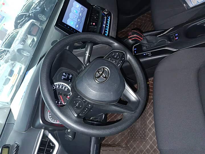 Фото 11 - Toyota Levin