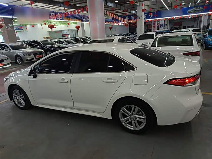 Фото 5 - Toyota Levin