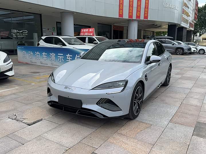 Фото 1 - BYD Seal