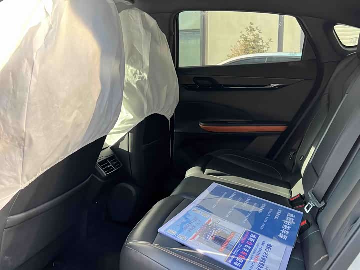 Фото 6 - Changan UNI-V