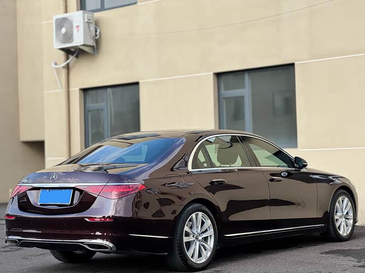 Фото 4 - Mercedes-Benz S-Class