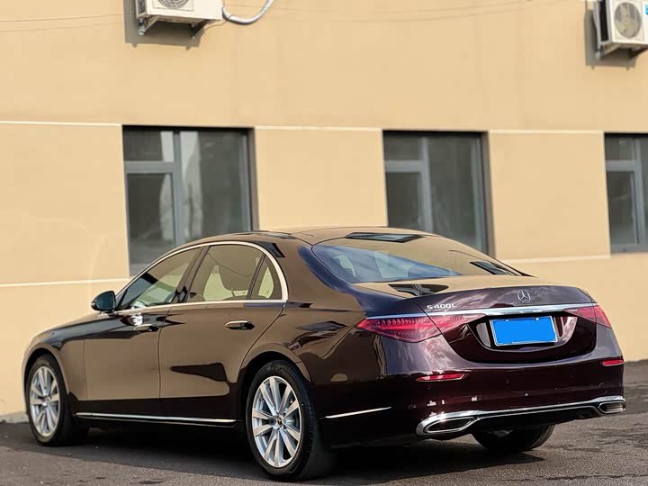 Фото 6 - Mercedes-Benz S-Class