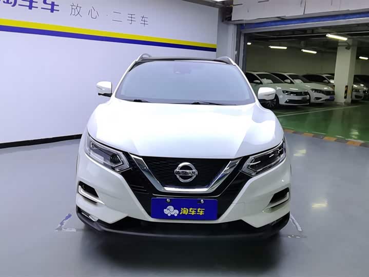 Фото 2 - Nissan Qashqai