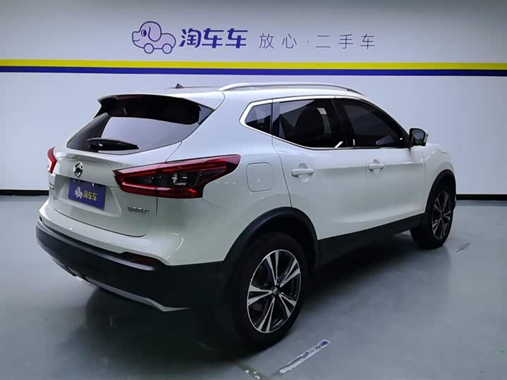 Фото 3 - Nissan Qashqai