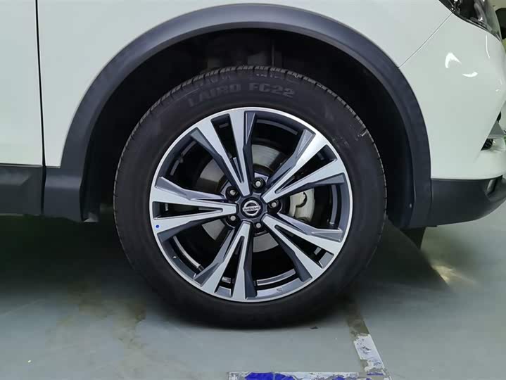 Фото 6 - Nissan Qashqai