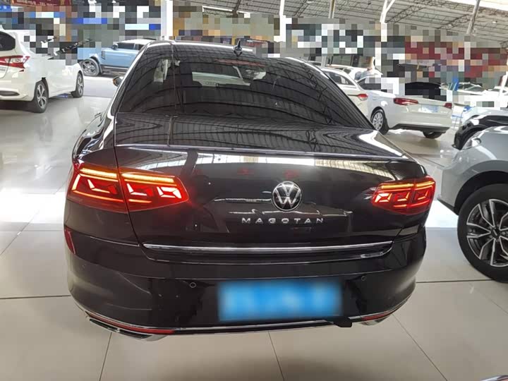 Фото 6 - Volkswagen Magotan