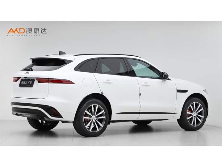 Фото 3 - Jaguar F-Pace