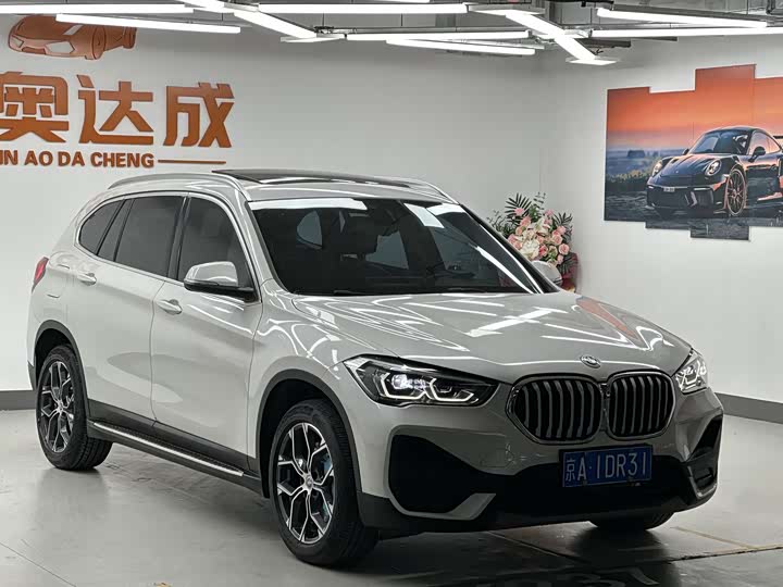 Фото 3 - BMW X1