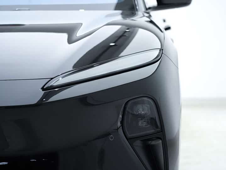 Фото 6 - Nio ET5T