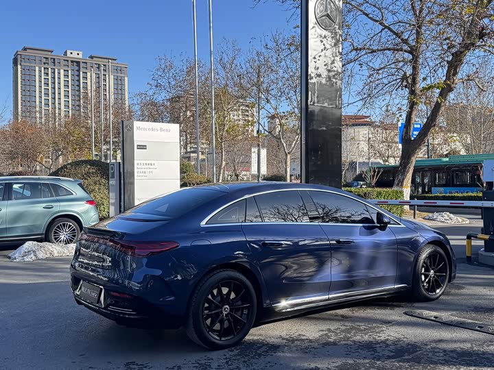 Фото 7 - Mercedes-Benz EQE