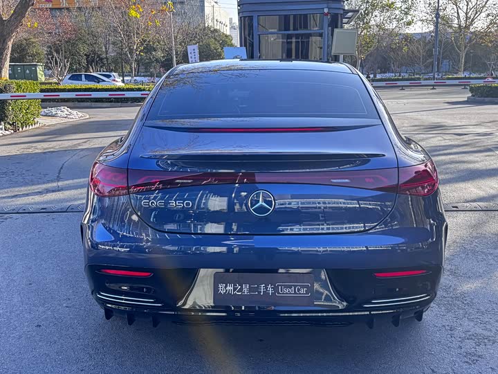 Фото 9 - Mercedes-Benz EQE