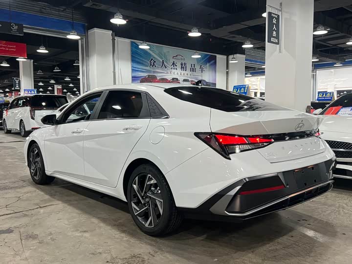 Фото 5 - Hyundai Elantra N line