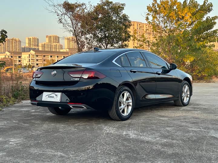 Фото 7 - Buick Regal