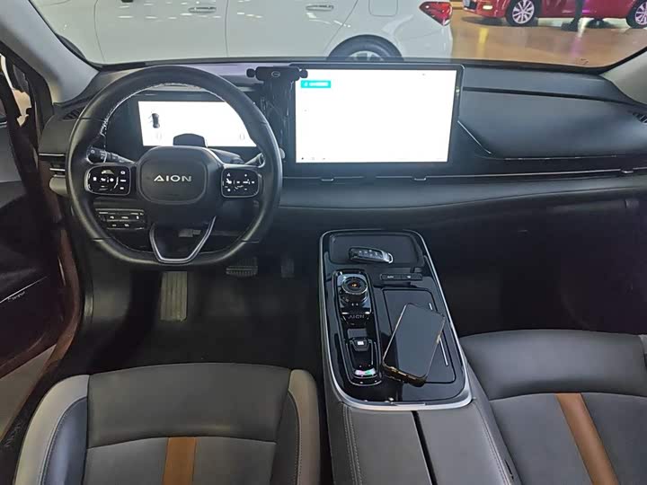 Фото 10 - GAC Aion S Plus