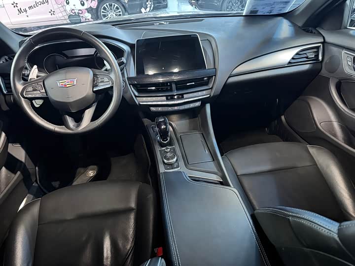 Фото 11 - Cadillac CT5