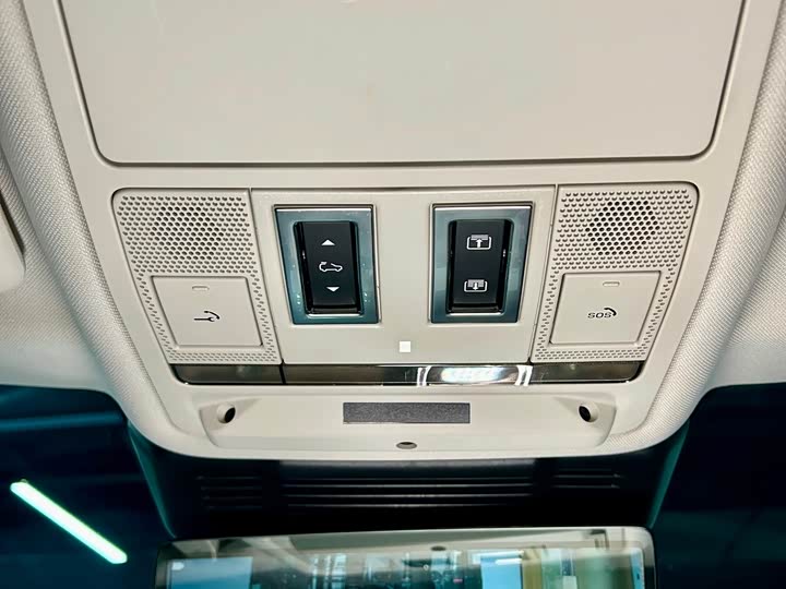 Фото 28 - Land Rover Range Rover Evoque L