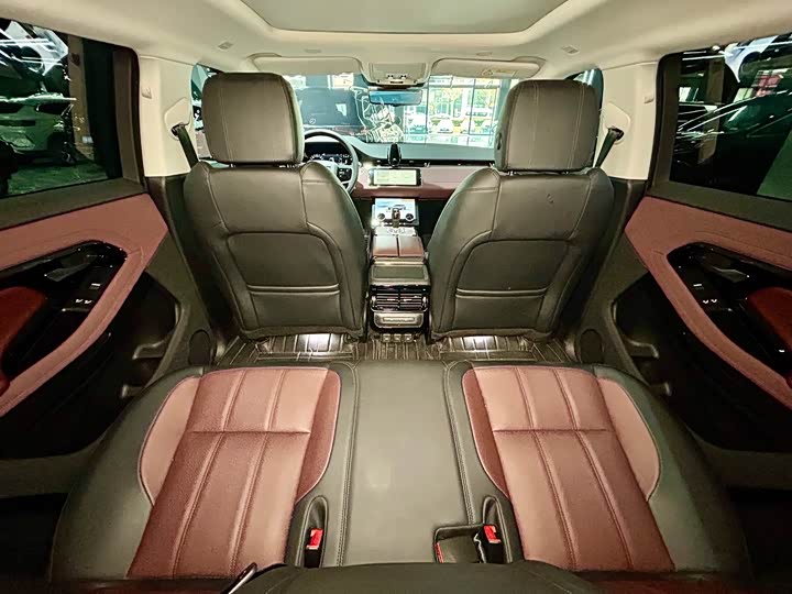 Фото 31 - Land Rover Range Rover Evoque L