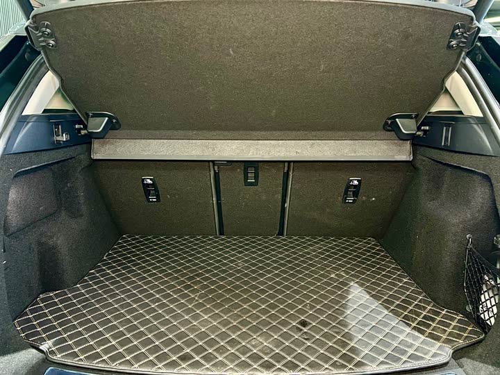 Фото 32 - Land Rover Range Rover Evoque L