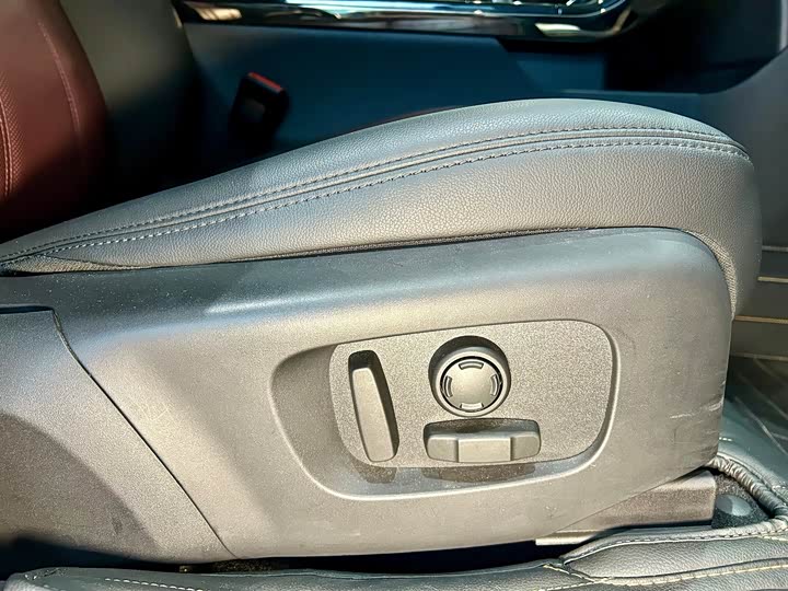 Фото 36 - Land Rover Range Rover Evoque L