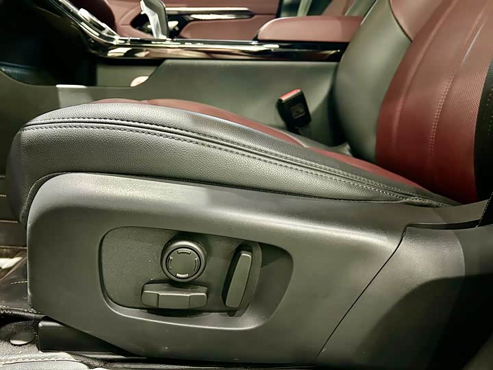 Фото 37 - Land Rover Range Rover Evoque L