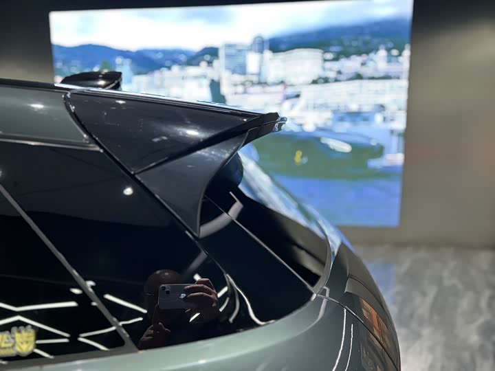 Фото 40 - Land Rover Range Rover Evoque L