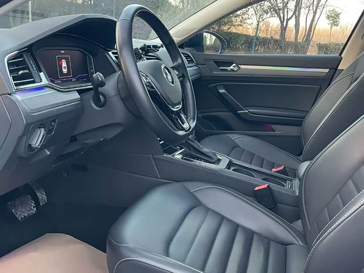 Фото 4 - Volkswagen Lamando L