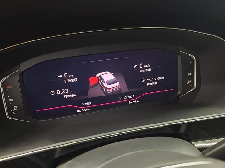 Фото 12 - Volkswagen Passat