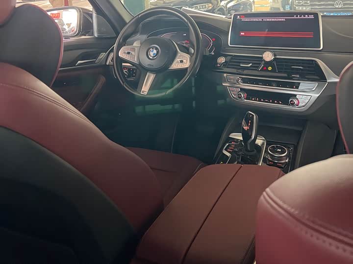 Фото 12 - BMW 5 Series