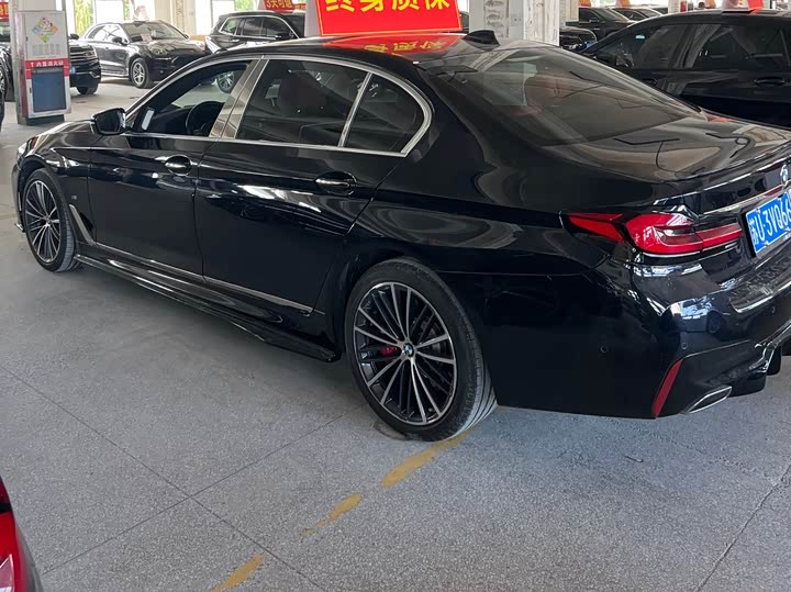 Фото 4 - BMW 5 Series