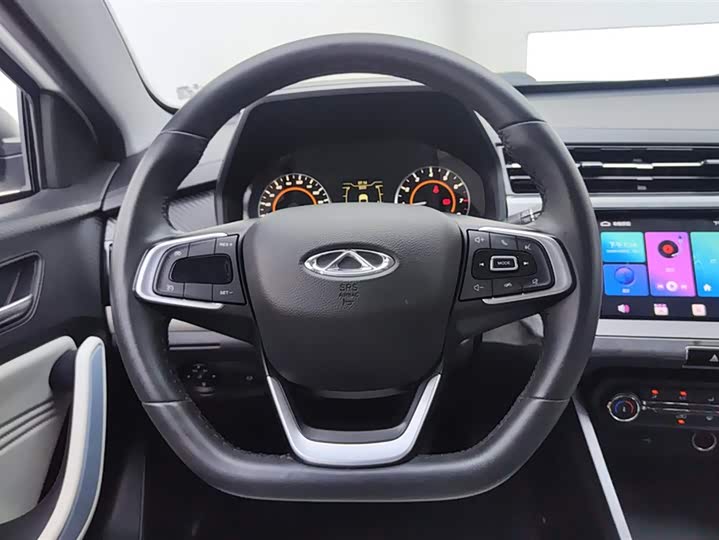 Фото 15 - Chery Tiggo 3x