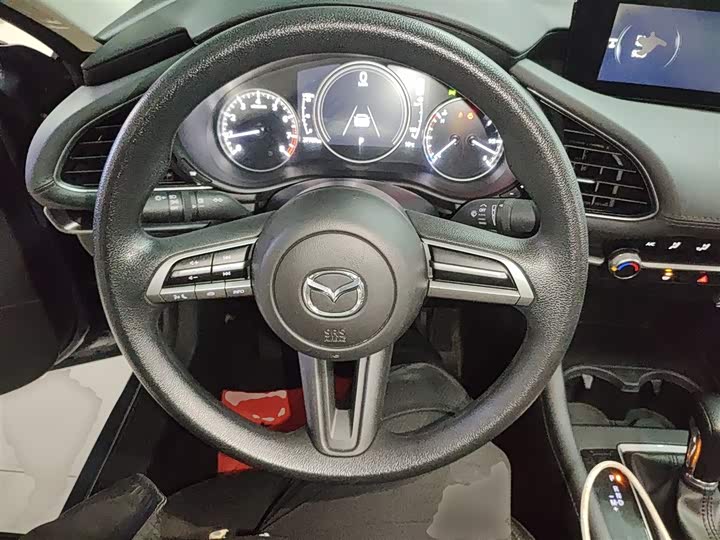 Фото 11 - Mazda 3 (Axela)