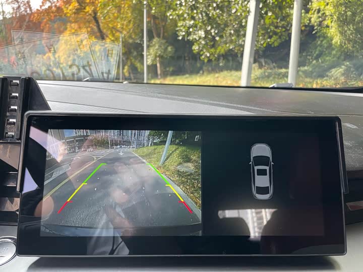 Фото 14 - MG Motor 5