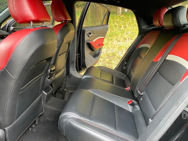 Фото 7 - MG Motor 5