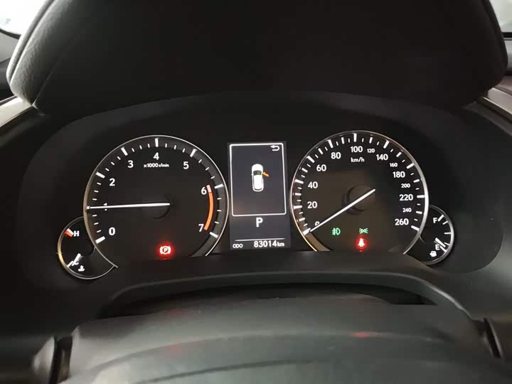 Фото 12 - Lexus RX