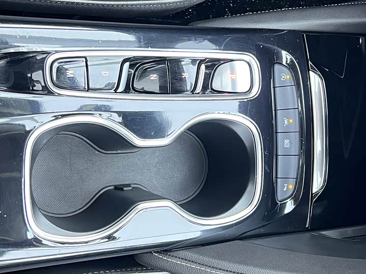 Фото 16 - Buick Envision Plus